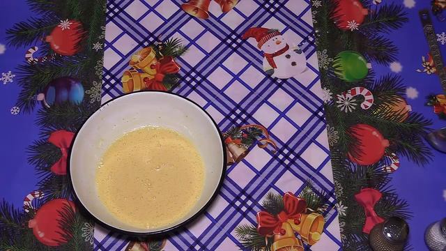 НОВЫЙ И ВКУСНЫЙ ИНГРЕДИЕНТ В САЛАТАХ. Яичные блинчики рецепт для салата смотреть онлайн