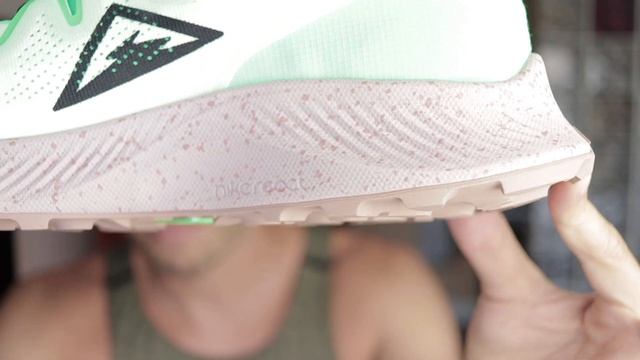 Nike Pegasus Trail 2 en español ? (con la NUEVA tecnología REACT!!) смотреть онлайн