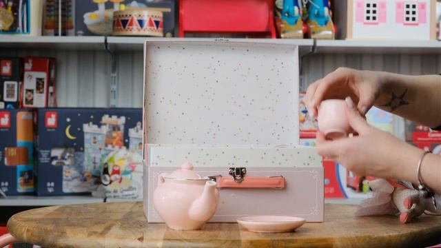 Игровой набор фарфоровой посуды Moulin Roty смотреть онлайн