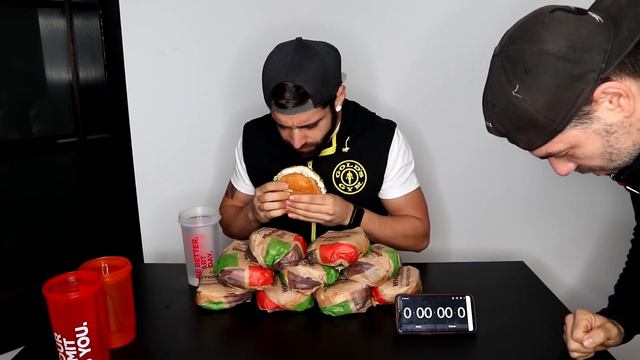 10 WHOPPER CHALLENGE 2,9KG (+6.500 KCAL) | RETO DE VELOCIDAD смотреть онлайн