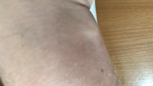 Как слепить декор на кружке- Куколку с зайкой из полимерной глины смотреть онлайн