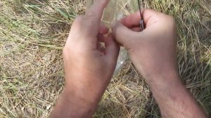 Как сделать ветряк из бутылки.