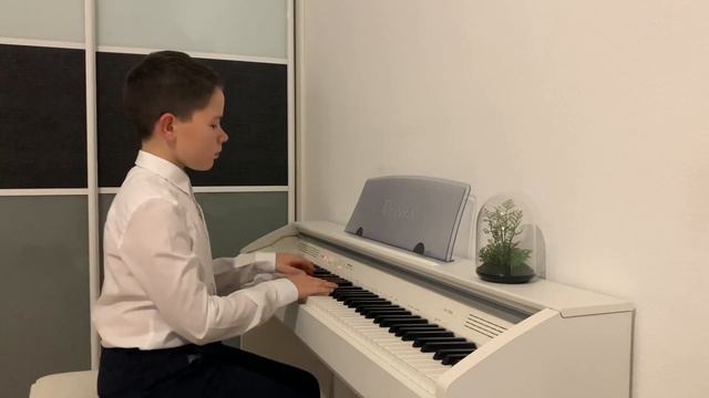 Роман Титов смотреть онлайн