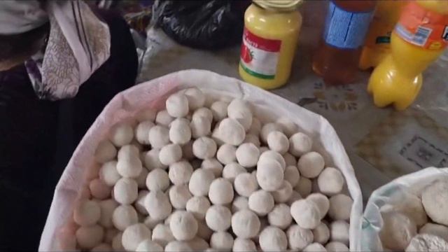 Кара Суу базары Сары май,курут,сузмо,айран,сут баалары смотреть онлайн