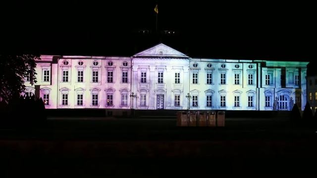 Berlin Festival of Lights projection mapping at Schloss Bellevue смотреть онлайн