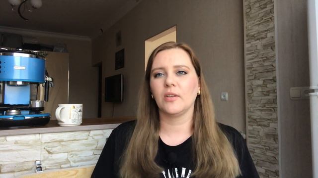 ПОЧЕМУ МЫ НЕ ЛЮБИМ СВОИ ВЕЩИ? смотреть онлайн