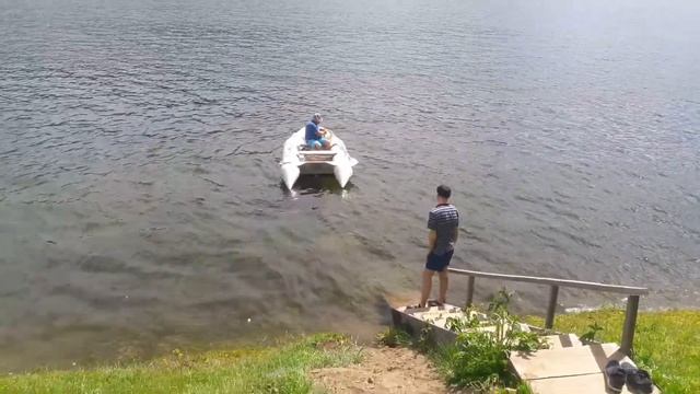 Телецкое озеро...Хотим поплыть на лодке...Получится? Потонем? смотреть онлайн