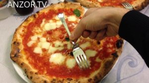 ИТАЛИЯ: Самая Вкусная Пицца в Мире в Неаполе... Пиццерия на Vico Giganti... NAPLES ITALY