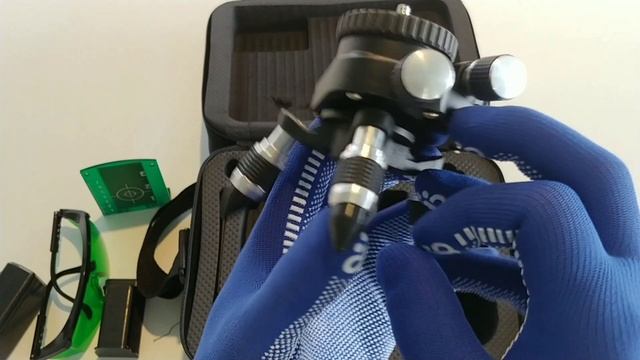 Помощник в монтаже встроенной мебели(Assistant in the installation of built-in furniture) смотреть онлайн