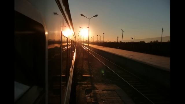 Rolandas Janavičius - Rytas perone смотреть онлайн