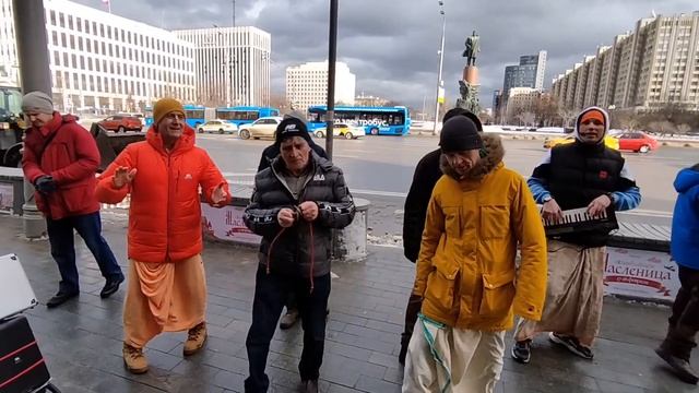 Трансляция с харинамы метро Парк Культуры Москва 26.02.2023 смотреть онлайн