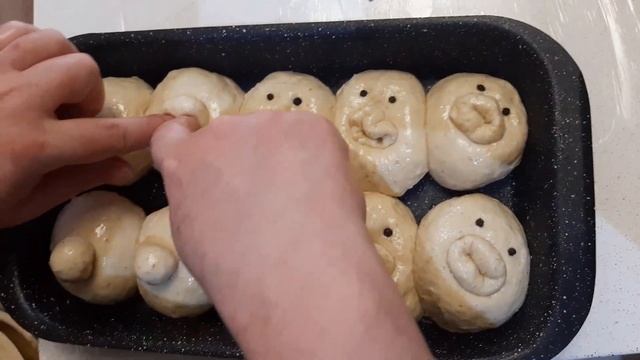 Хлебные булочки. Оочень лёгкие, пышные ?. Кому интересно как я пекла пишите в комментариях смотреть онлайн