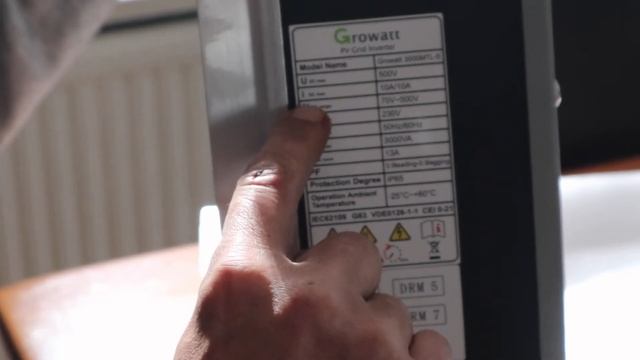 Solar Panels + Inverter Grid-tie