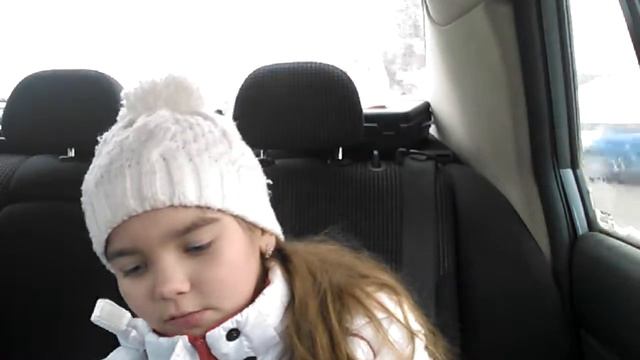 Рассказываю про большое яйцо киндер макси смотреть онлайн