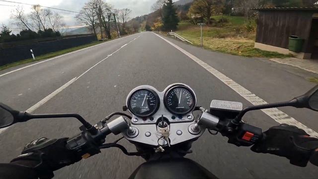 TOP SPEED / DOWNHILL / SUZUKI GS 500 / NOVEMBER смотреть онлайн