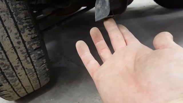 Как снять задний бампер Рено Дастер смотреть онлайн