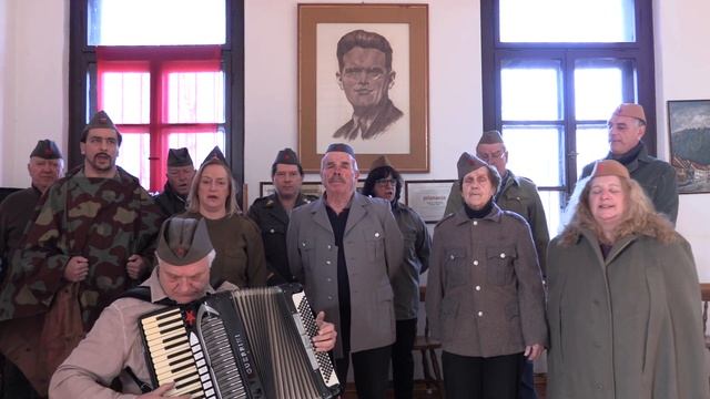 Sviaščennaja vojna - Join the Partisans смотреть онлайн