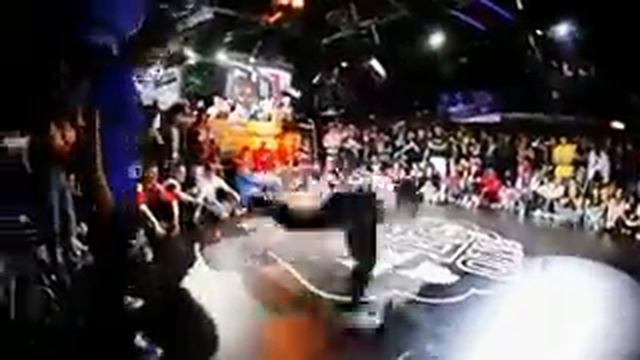 Red Bull BC One Space Club Break Dance!Чемпионат по брейк дансу!Красивые танцы!Хорошее качество HD смотреть онлайн