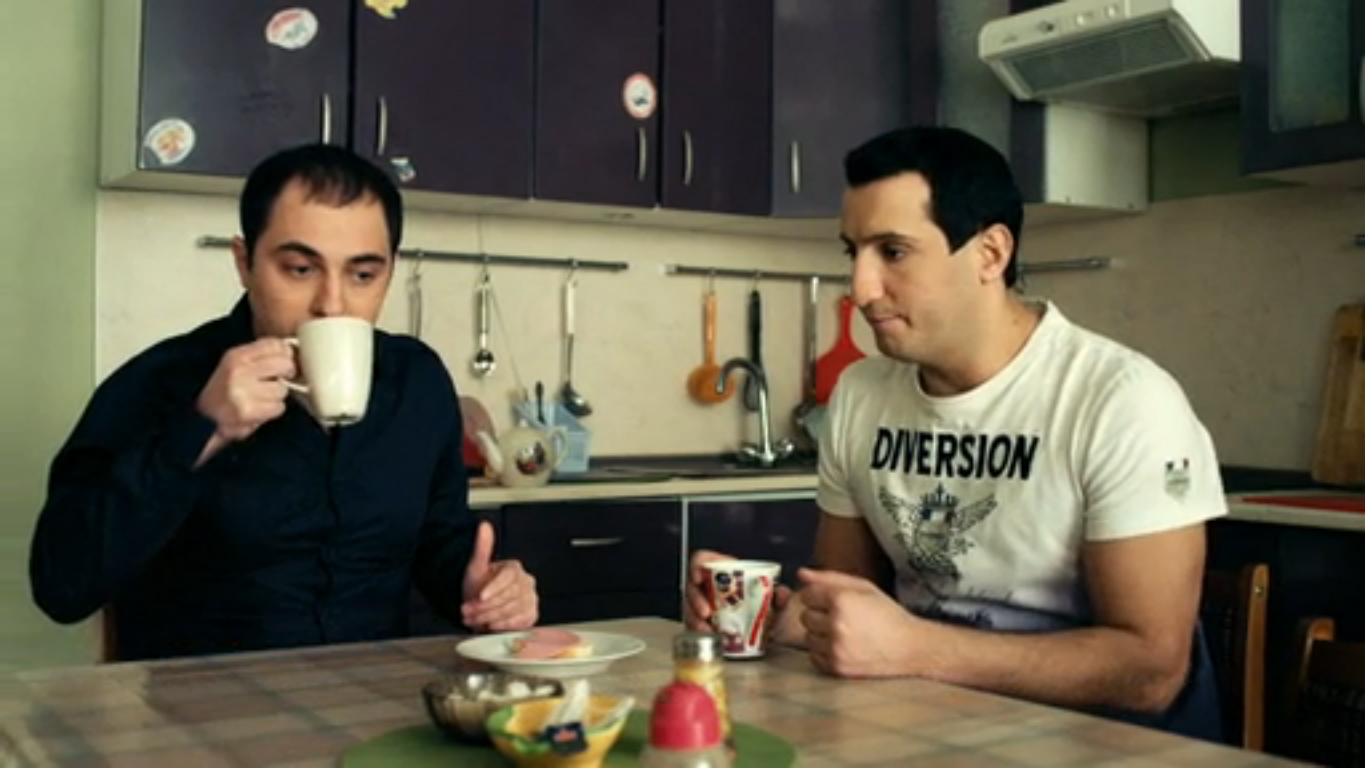 Универ. Новая общага: К Майклу приехал брат