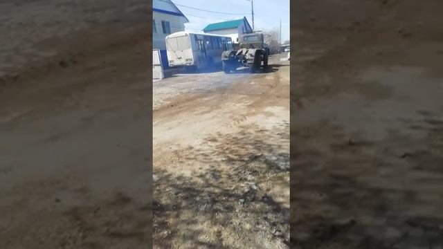 первый тест-драйв ЗиЛ 131с ДВС КамАЗ смотреть онлайн