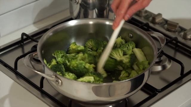 Make 5 Meals In 35 Minutes With This Lemon Chicken Meal Prep смотреть онлайн