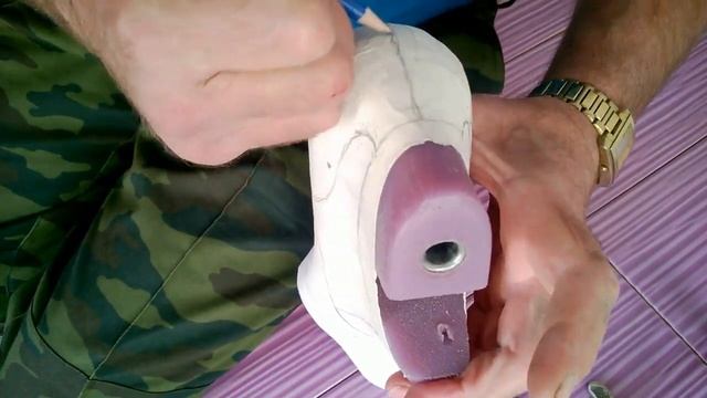 Пошив обуви.Часть 1.Оклеиваем колодку,рисуем эскиз модели. смотреть онлайн