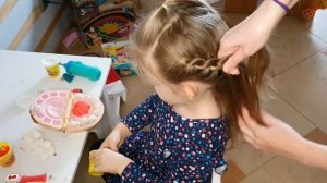 Прически дочкам, жгутики из волос, быстро и красиво