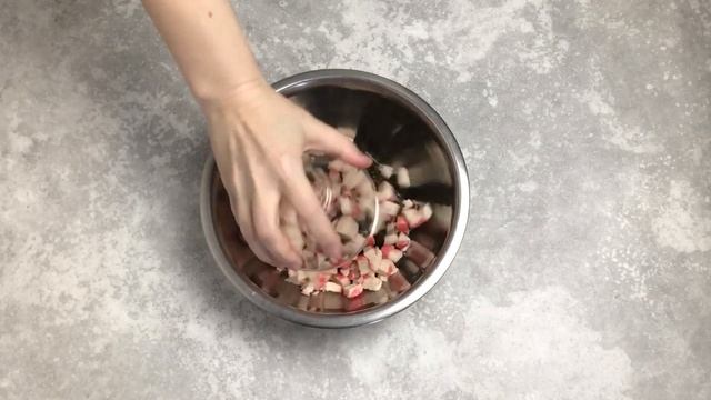 Салат из морской капусты с крабовыми палочками и яйцом ? Как приготовить САЛАТ из морской капусты смотреть онлайн