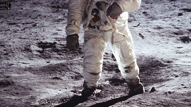 Американцы на луне: обзор фигурки астронавта База Олдрина в масштабе 1/6 смотреть онлайн