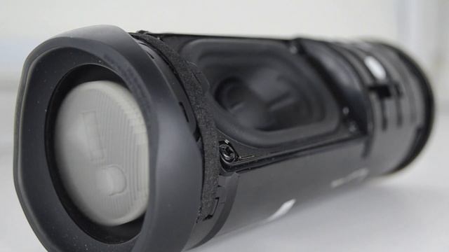 Колонка JBL FLIP 5 LFM 60% Bass Test РЕАКЦИЯ НА ПЕСНИ KDK смотреть онлайн
