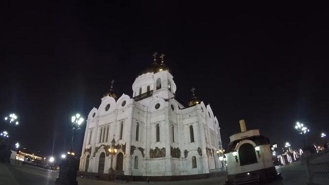 Храм Христа Спасителя в Москве, вечерняя прогулка! The Cathedral of Christ the Savior in Moscow! смотреть онлайн
