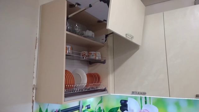 #вместительный кухонный гарнитур.обзор#1. смотреть онлайн