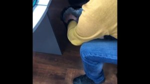 40 секунд! Замена элемента зеркала в Рено Логан