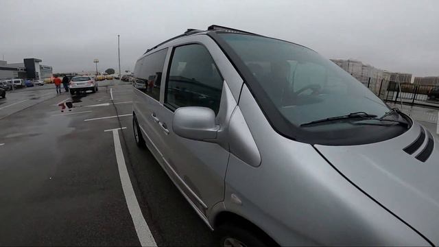 Mercedes-Benz VITO W638 2.2 cdi 2003. Роскошный автомобиль! смотреть онлайн
