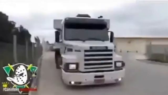 Buzina de caminhão смотреть онлайн