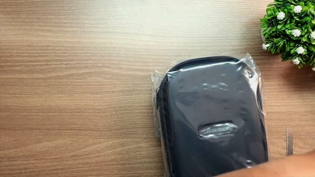 Bose Quietcomfort 35 (2016) Noise Cancelling Headphones - Silver UNBOXING смотреть онлайн