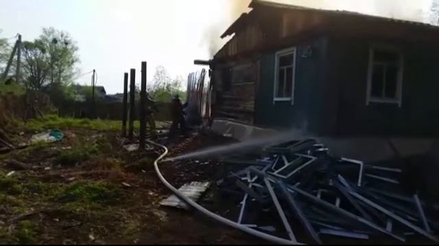 Пожар в п. Тукалевском смотреть онлайн