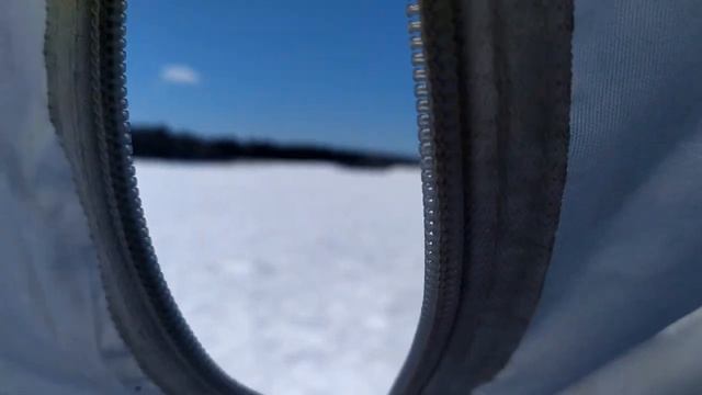 ?Рыбалка в марте? Проверка водоема на наличие весеннего клева. смотреть онлайн