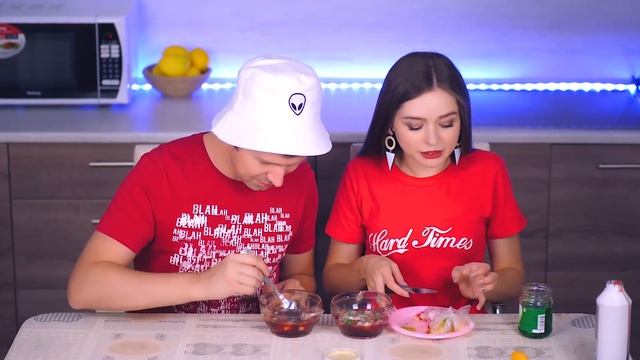 24 часа едим только Сладости! ОБЫЧНАЯ ЕДА из КОНФЕТ ? Эльфинка смотреть онлайн