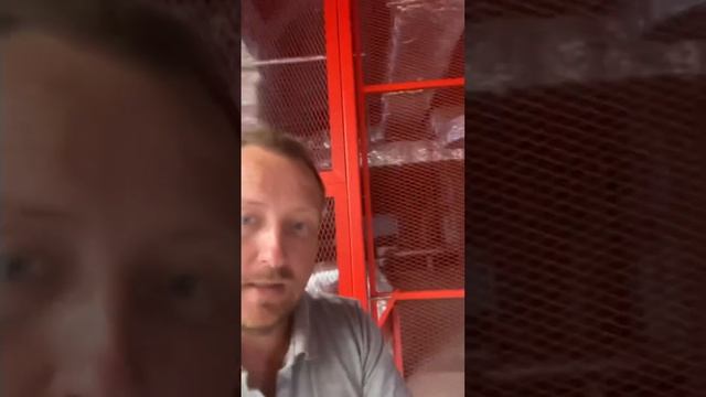 Монтаж подвесного потолка с большим количеством коммуникаций. смотреть онлайн