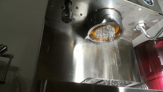 Lelit 58mm group IMS shower screen upgrade(Plus/VIP series) смотреть онлайн