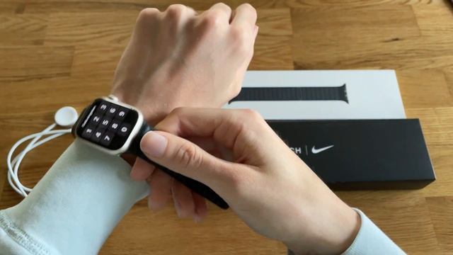 Apple Watch Series 7 41mm Polarstern mit Leather Link Lederarmband | Unboxing | Hands-on смотреть онлайн