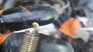 Двигатель жрёт масло, как определить.