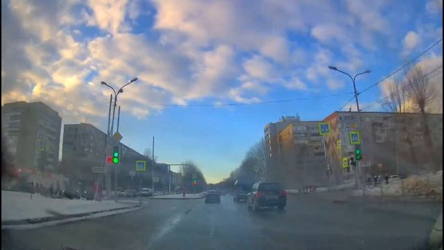 Ускоренное движение на автомобиле по улицам Тюмени/Fast Trip on streets of Tyumen смотреть онлайн