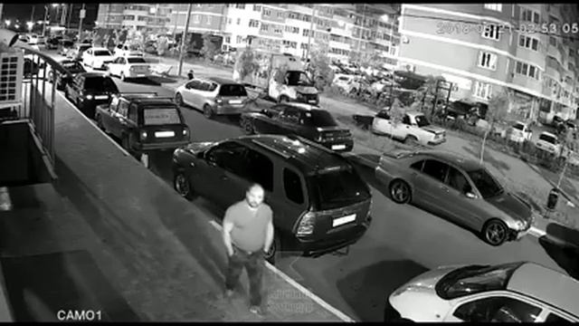 Слил бензин, украл аккум, попался на камеру. Краснодар смотреть онлайн