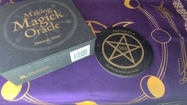 Making Magick Oracle Deck Full flip thru смотреть онлайн