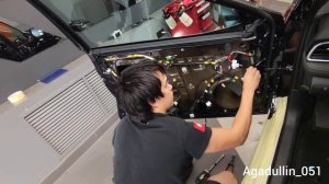 Toyota Camry 70. Как снять дверные карты_ Как снять дверные обивки_ Что внутри двери_Пластиковый щит