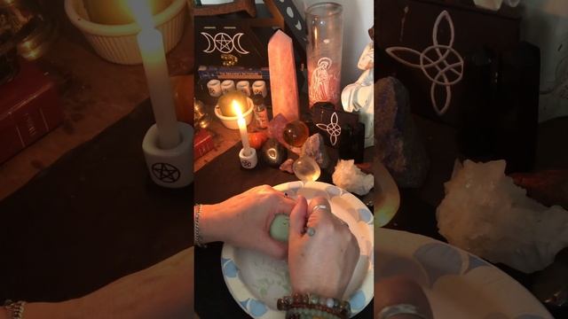 Witch Craft on a BUDGET!! Old Hoodoo Magic ? w the cheapest ingredient that we all have at home! смотреть онлайн