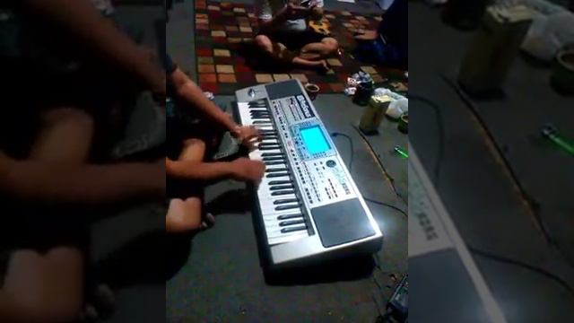 Vooad Hasan - Korg PA 50 SD Jazz Jamming смотреть онлайн