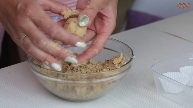 Самодельные конфеты из кокосовой муки и арахисовой пасты смотреть онлайн